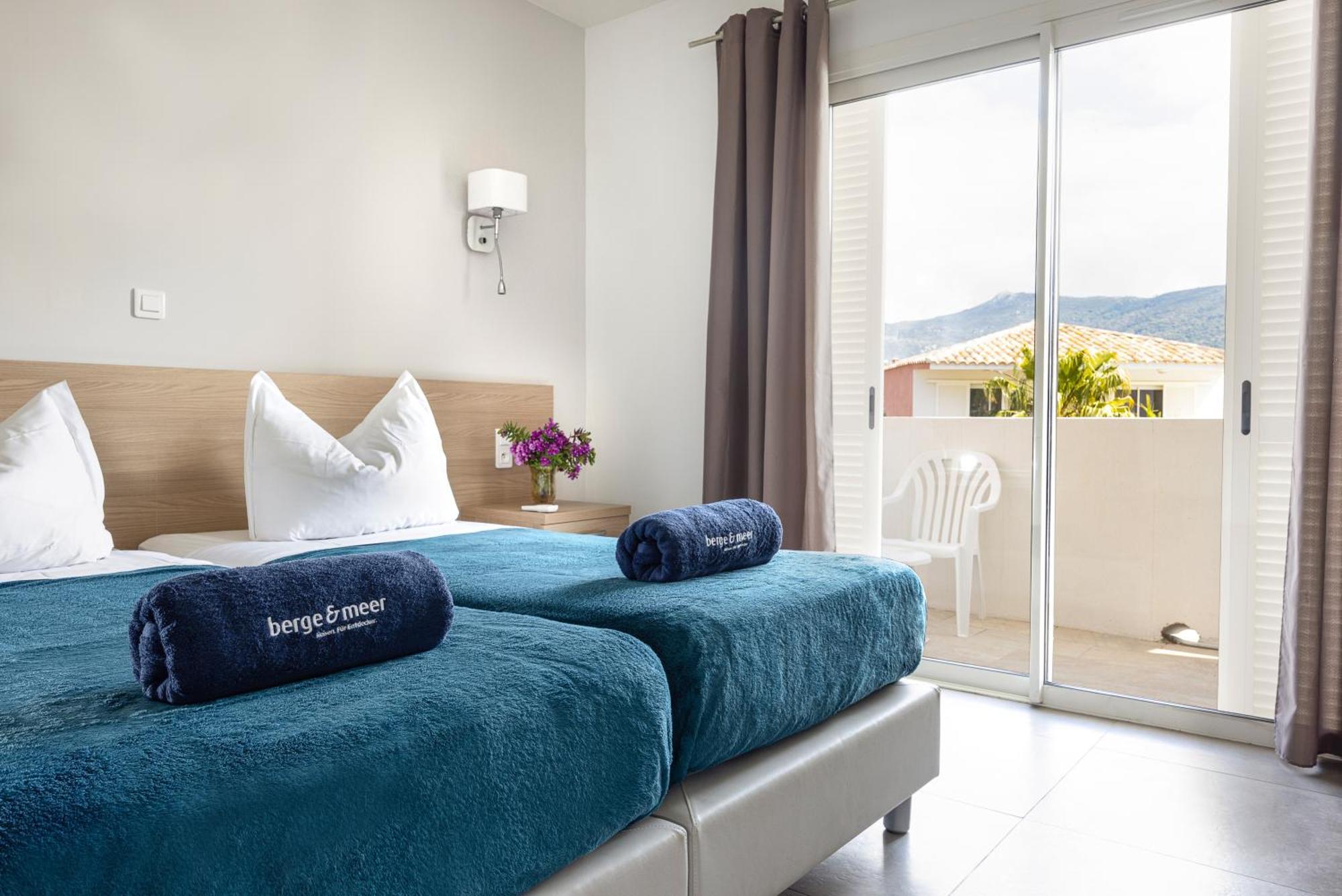 Maristella 3* Algajola (Corsica)